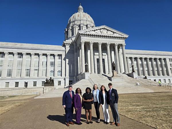 students at the capitol