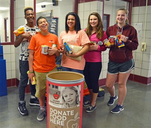 Students collect food 
